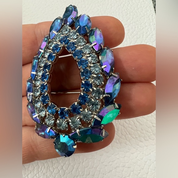 VNTG Sarah Coventry "Blue Lagoon" brooch - Picture 5 of 7